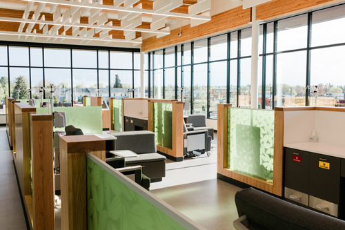 St. Charles Cancer Center in Redmond - infusion room
