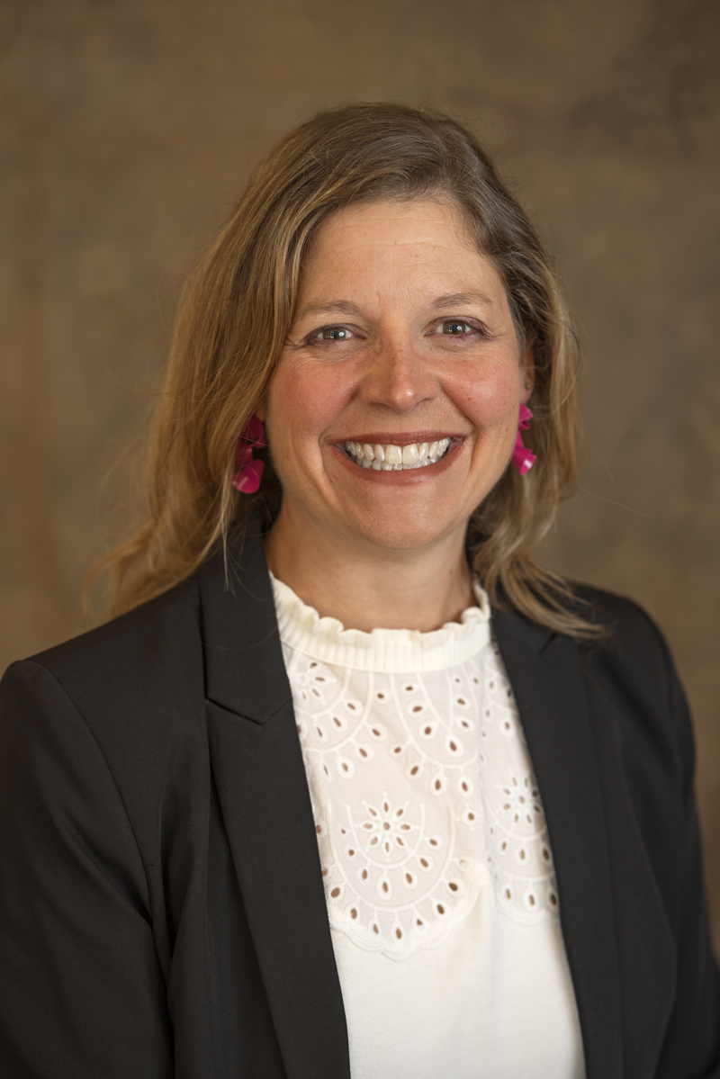 Lisa Mizeur, FNP